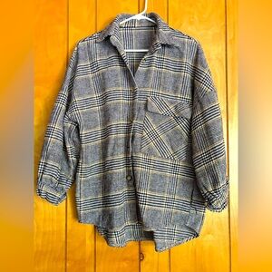 Plaid collared and drop shoulder SHEIN oversized coat.